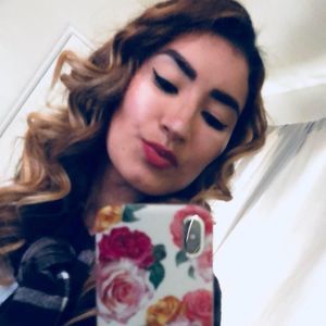 Meet your Posher, Marcella